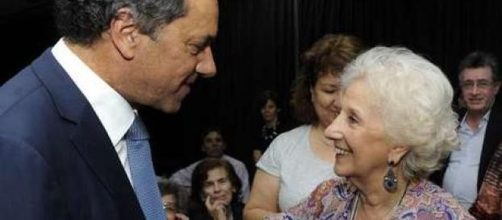 Estela de Carloto y Scioli, un solo coraz&oacute;n