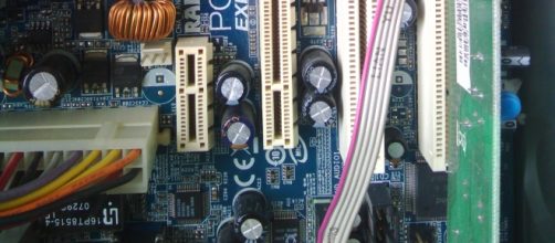 Fotograf&iacute;a de la placa madre de una PC