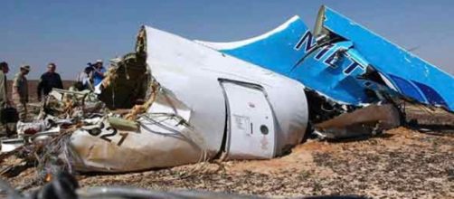 Parte del tim&oacute;n de cola del Airbus 321 de Metrojet