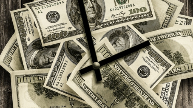 Due mesi di attesa per lo stipendio supplenti