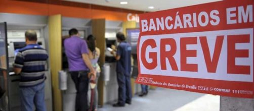 Os banc&aacute;rios entram em greve nesta ter&ccedil;a-feira