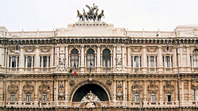 Ex coniuge convive con nuovo partner