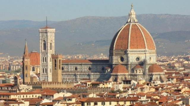 Firenze e la Fiorentina esultano per il primato