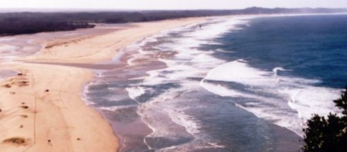 [Photo] By J Flowers. beaches at Maphelane