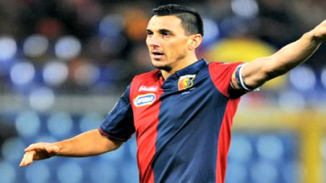 Nicolas Burdisso, difensore del Genoa