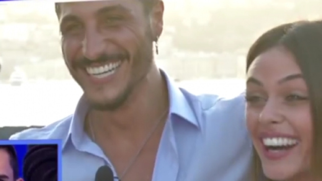 U&D: Gennaro e Silvia, &egrave; bacio fu!