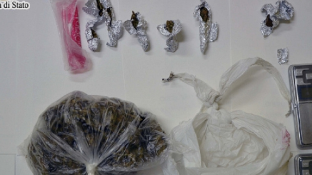 La droga sequestrata a Caltanissetta