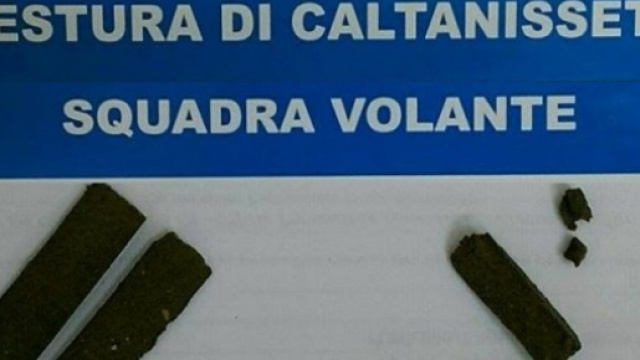 La droga sequestrata a Caltanissetta