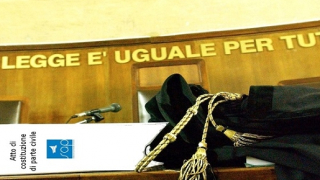 Concorso per tirocini retribuiti nei Tribunali