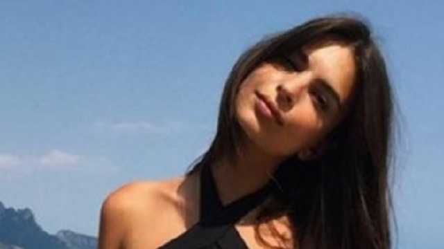 Emily Ratajkowski: in topless su Instagram
