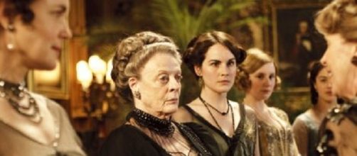 Dame Maggie Smith touted for Oscar nomination