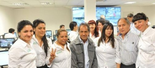 Universitarios en defensa de educaci&oacute;n gratuita