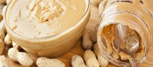 Pasta integral de amendoim para perda de peso