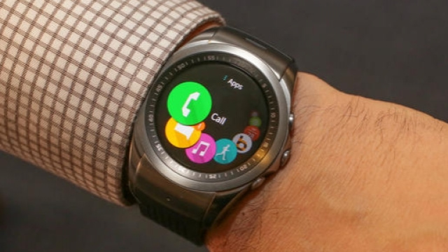 Il primo smarwatch Android che telefona