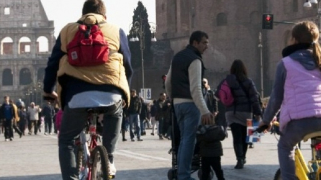 Stop auto Roma: domenica 15 novembre 2015