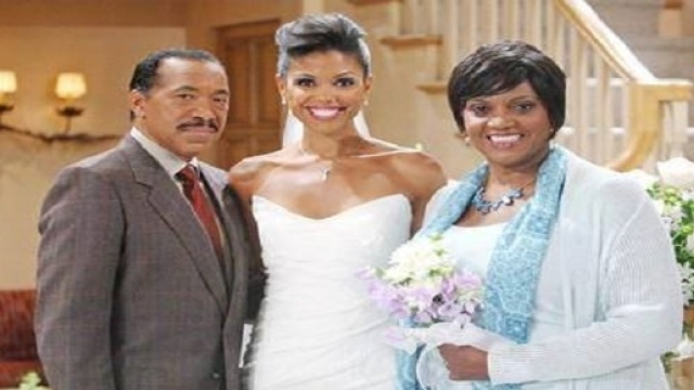 Maya interrompe le sue nozze, Beautiful