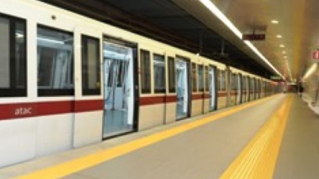 Falso allarme bomba a Roma e Milano