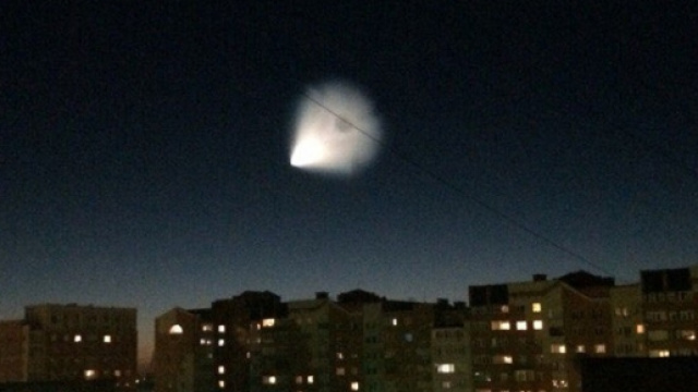 Ufo sopra negozio Ikea in Siberia