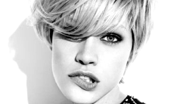 Moda tagli capelli corti autunno 2016: frangetta