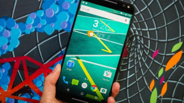 Motorola Moto X Force: display infrangibile