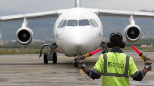 Operatore Aeroportuale in servizio