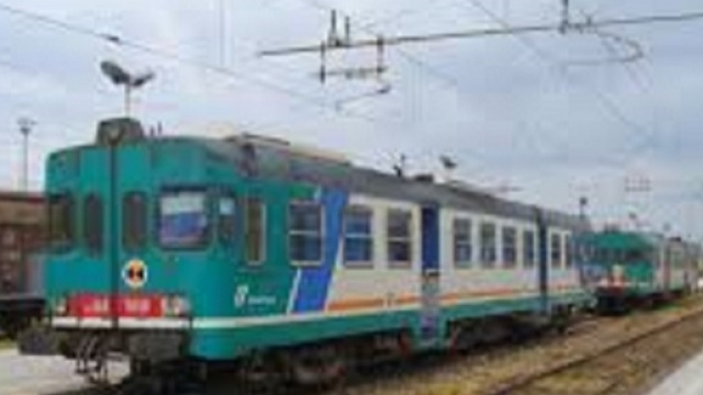 Calabria: allarme bomba su un treno