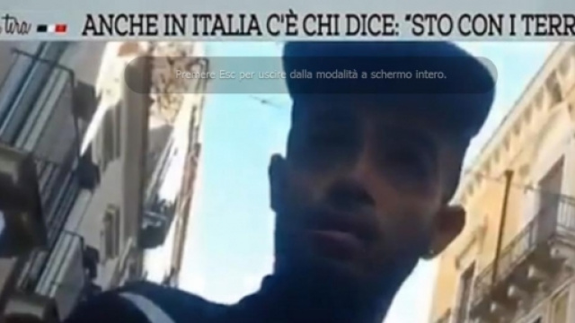 Il ragazzo che parla positivamente dell'Isis