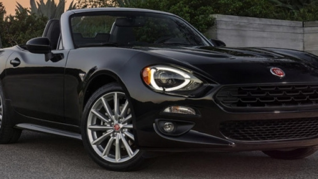 Nuova Fiat 124 Spider: doveva essere un'Alfa Romeo