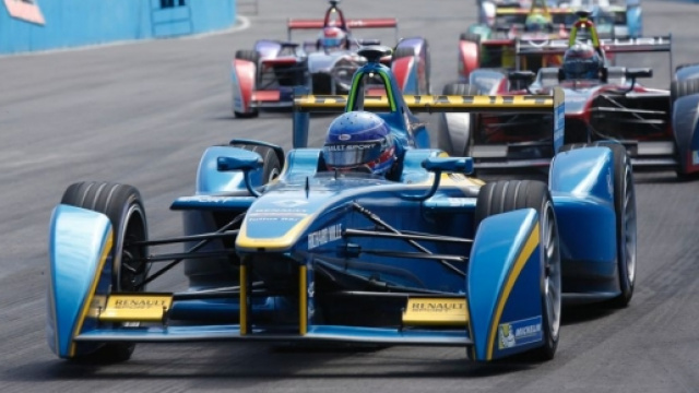 Roborace auto da corsa senza conducente