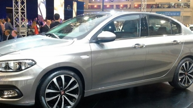 Nuova Fiat Tipo 2016 e Fiat 124 spider