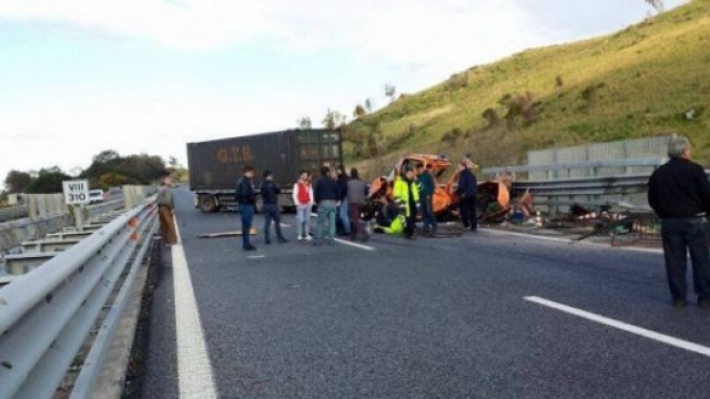 Incidente in Calabria, muore 19enne