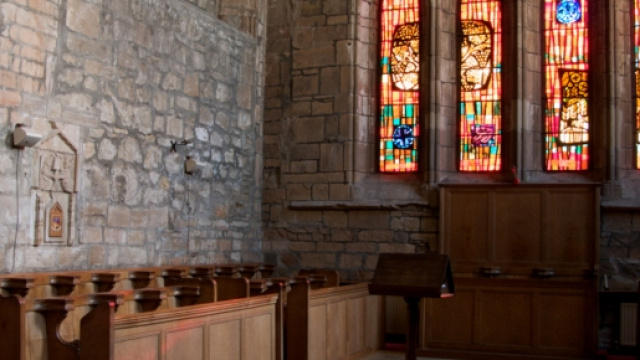 Interno dell'abbazia di Pluscarden a Elgin, Scozia