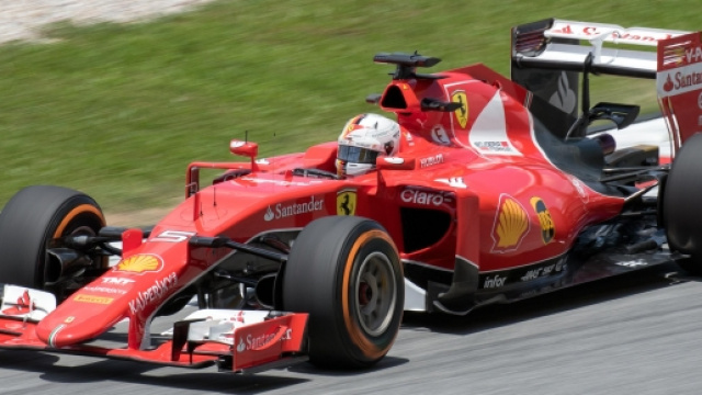 Vettel promuove la coppia Verstappen-Sainz