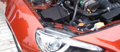 Autom&oacute;vil de excelente dise&ntilde;o aerodin&aacute;mico