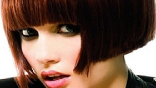 Parisian bob: il nuovo look di tendenza 2016