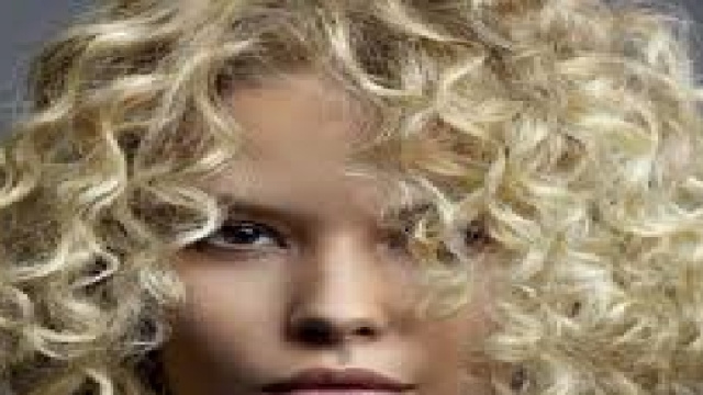 Novit&agrave; tagli di capelli: chiome per il 2015-16