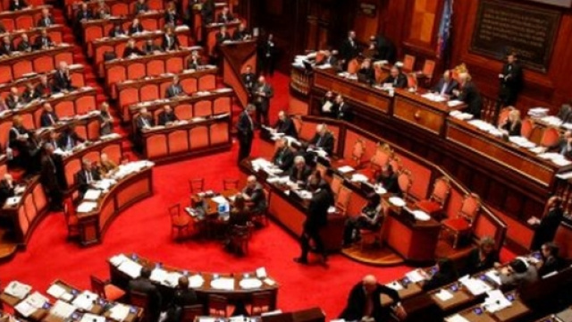 Sondaggi politici elettorali: 25 novembre 2015