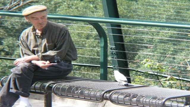 La solitudine degli anziani fa male alla salute