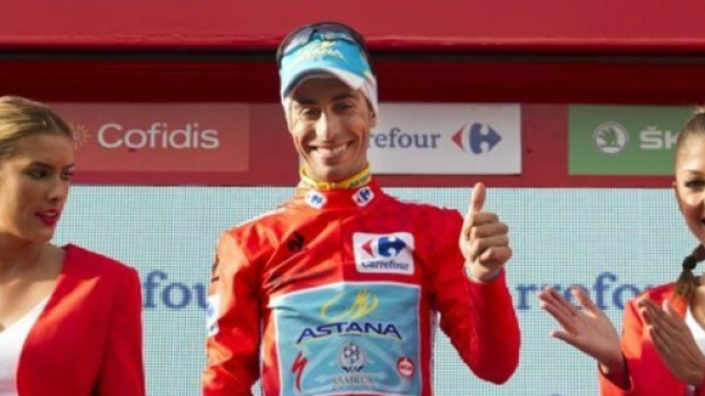Fabio Aru in maglia roja alla Vuelta