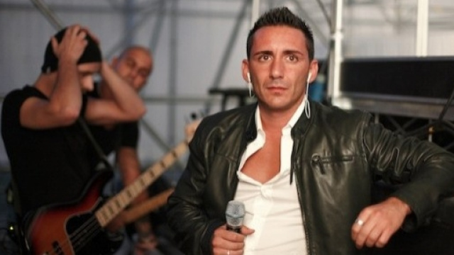 Il cantante Francesco Silvestre.