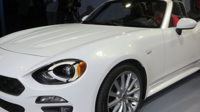 Nuova Fiat 124 Spider 2016: arriva in estate