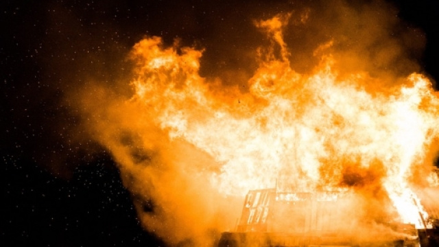 app ha attivato irrigazione per fermare le fiamme