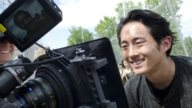 Glenn &egrave; interpretato da Steven Yeun
