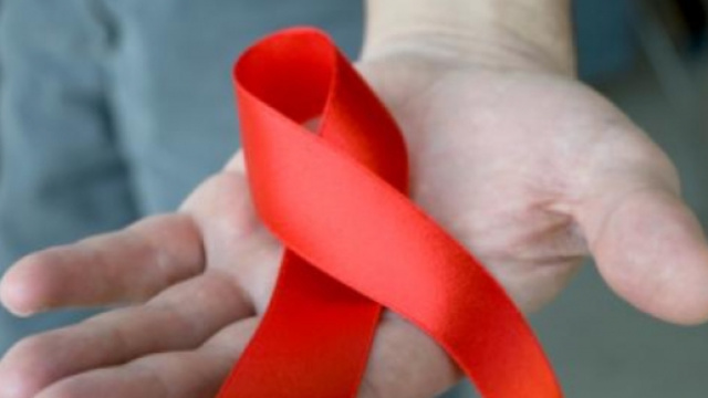 Il fiocco rosso, simbolo della lotta all'AIDS