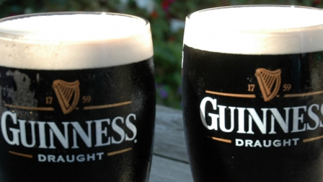 La Guinness una delle pi&ugrave; rinomate birre scure