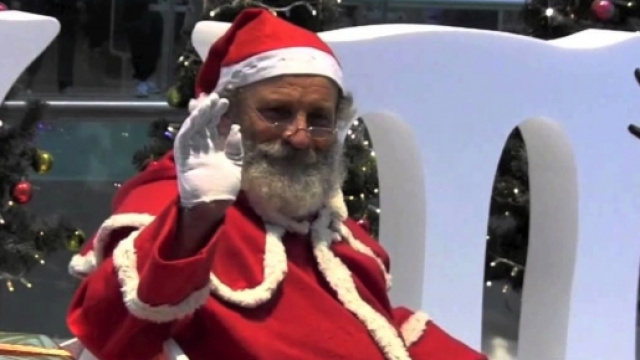 Si cerca un Babbo Natale a Roma Est
