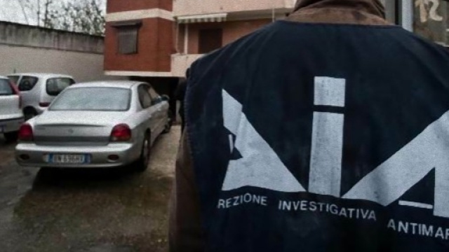 Le indagini sono coordinate dalla DDA di Palermo