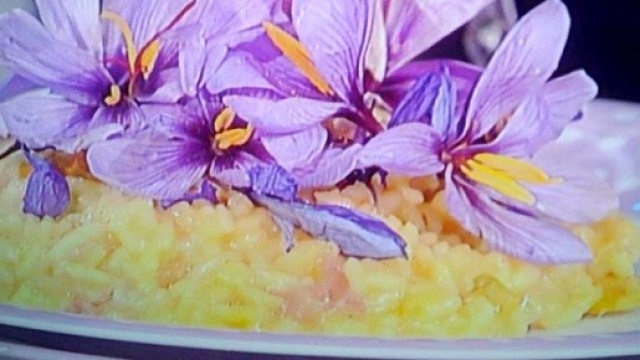 Risotto agli ovuli speck e zafferano