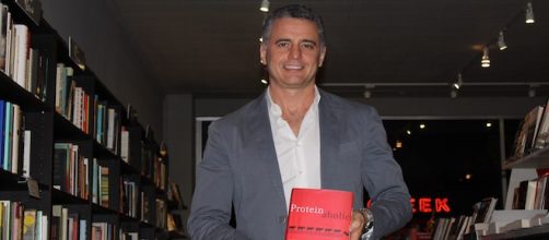 Dr. Gath Davis just published 'Proteinaholic'.