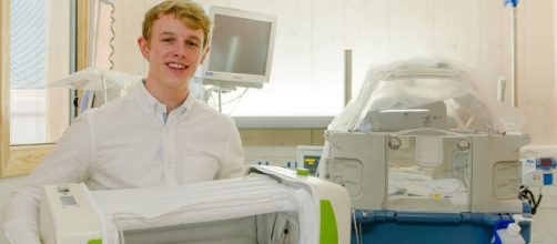 James Roberts, creador de la incubadora inflable